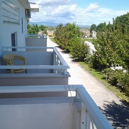 Ξενοδοχείο Lidra 2*