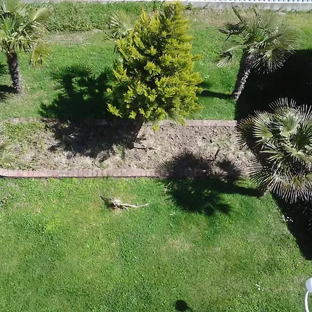 Ξενοδοχείο Lidra 2*