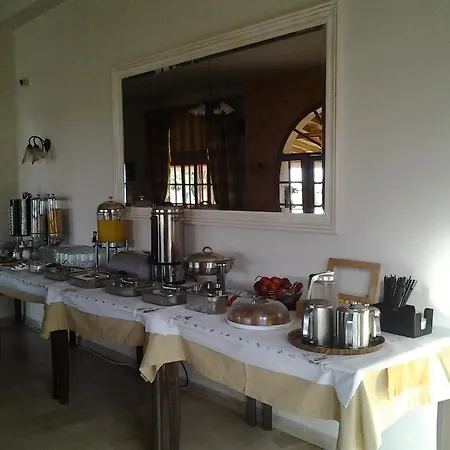 فندق Lidra 2*
