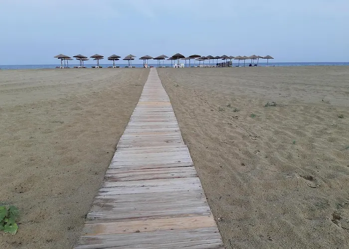 Hotel Lidra Korinós