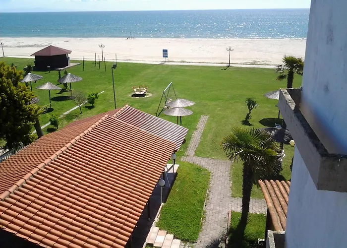 Lidra Hotel 2*
