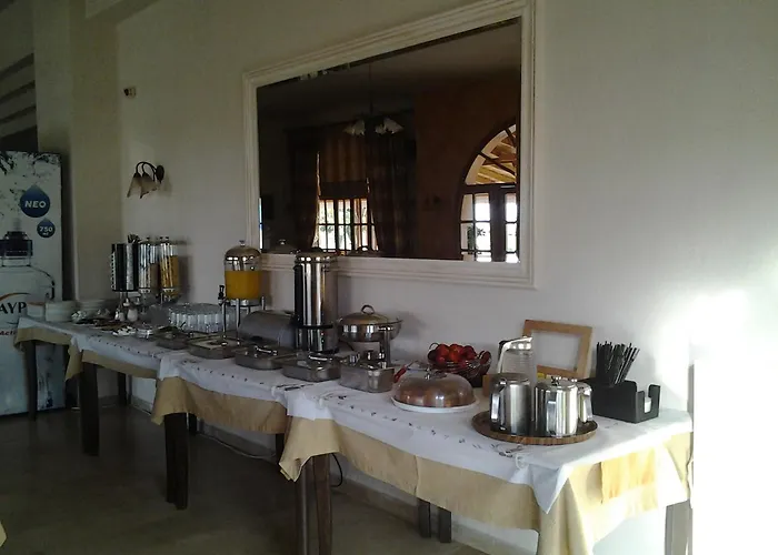 Hotel Lidra 2*