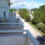 Hotel Lidra 2*