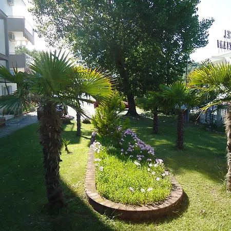 Lidra Hotel