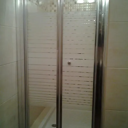 Lidra Hotel