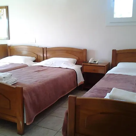 Lidra מלון Korinós