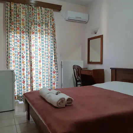 Lidra Hotell Korinós